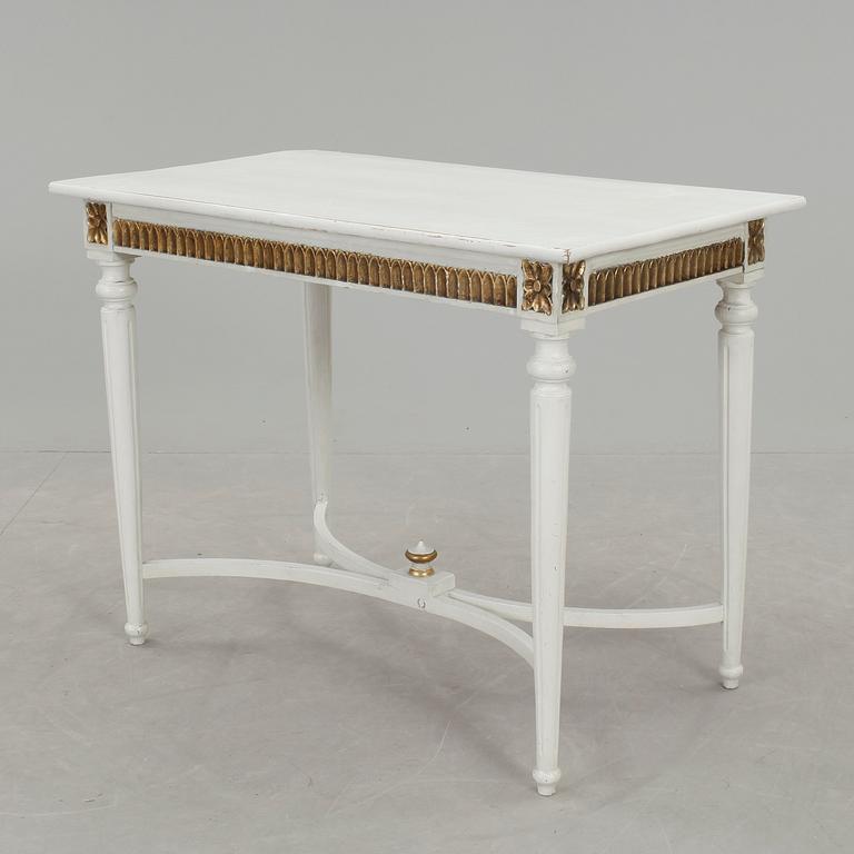 BORD, sengustaviansk stil, 1900-talets första hälft.