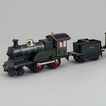 A MINIATURE THREE PIECE TRAIN SET, track, GBN Bavaria Bing Werke, first half of the 20th century.