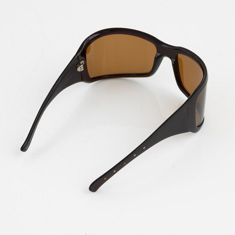 Bottega veneta, a pair of brown sunglasses, 2004.