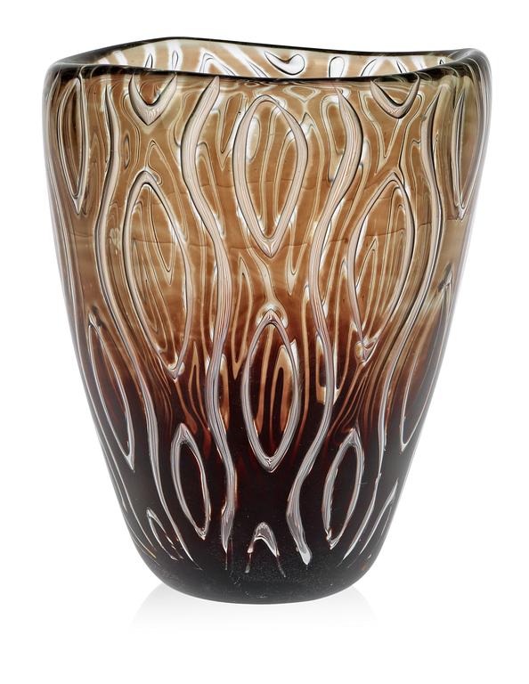 An Edvin Öhrström 'ariel' glass vase, Orrefors 1950's.
