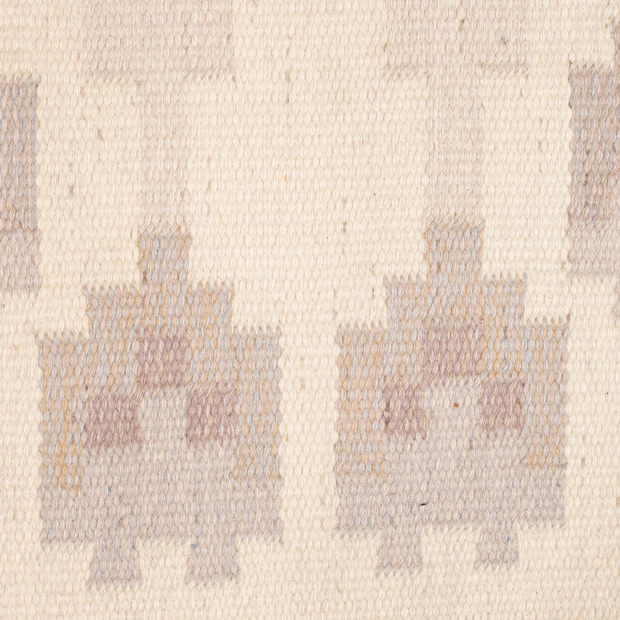 A carpet, double weave, ca 235-237 x 165-166 cm, signed ML (according to the owner Margareta Lundahl).
