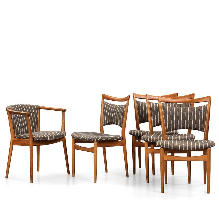 Finn Juhl, a set of 4 'SW86' + 1 oak chairs, Søren Willadsen, Denmark.