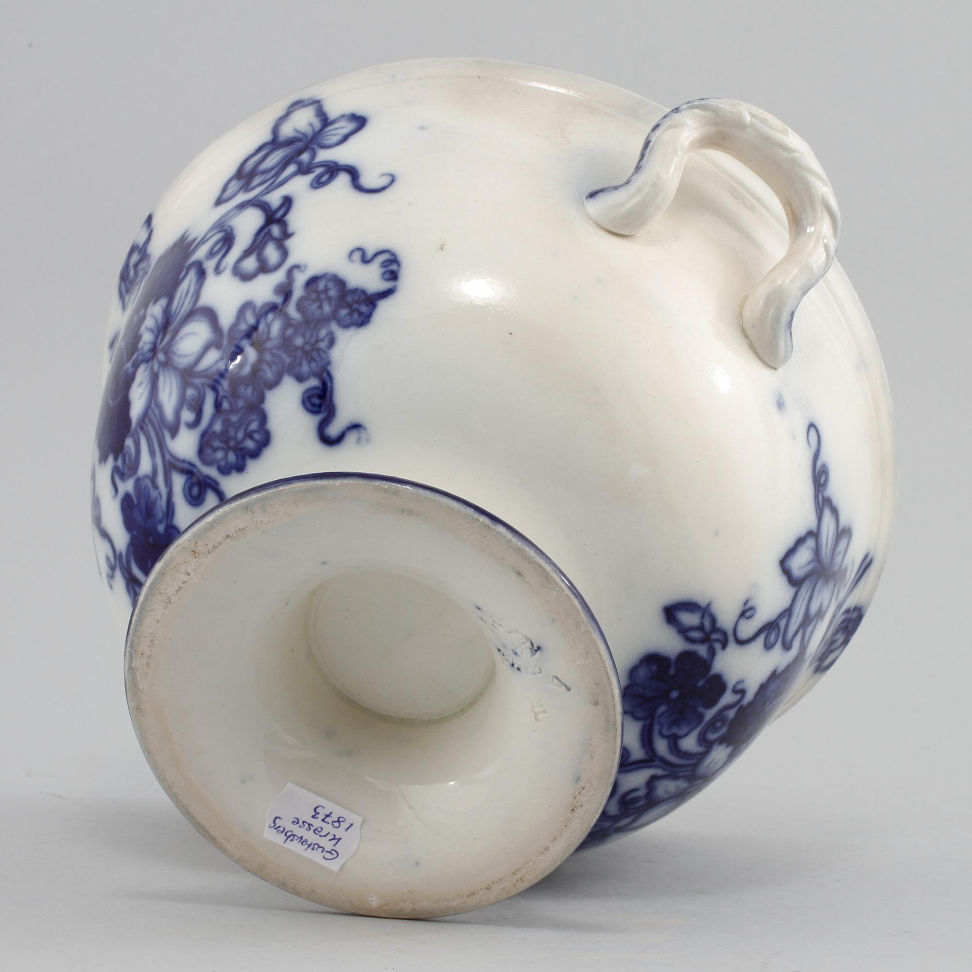 HÄNKELSKÅL, flintgods, "Krasse", Gustavsberg, omkring 1900.