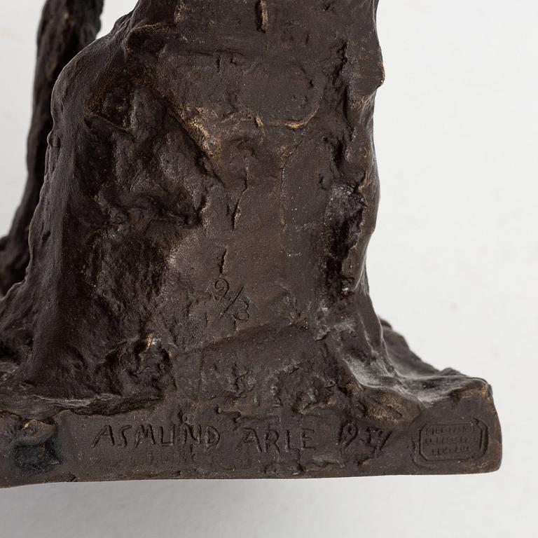 Asmund Arle, skulptur, brons, signerad och daterad 1950.
