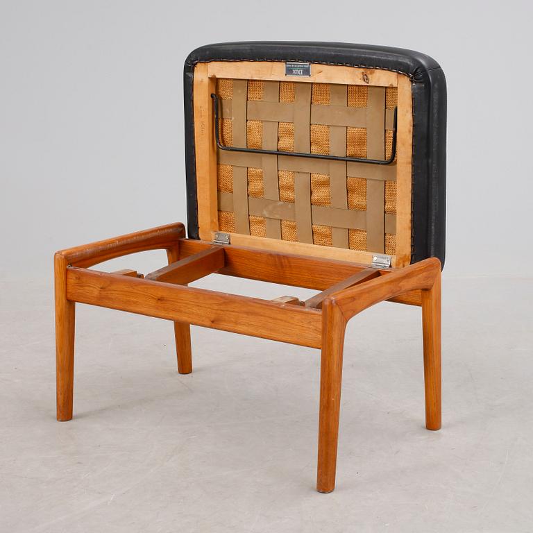 FOTPALL, etikettmärkt Dux, 1950/60-tal.