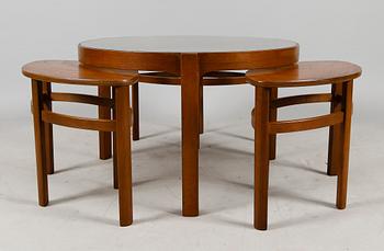 SOFFBORD, 4 del, England, 1900-talets andra hälft.