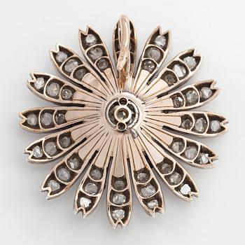 Brosch/hårsmycke/hänge, 18K guld/silver och gammalslipade diamanter, Franska stämplar, 1900-talets början.
