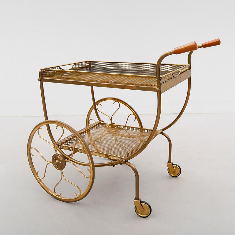 SERVERINGSVAGN, 1900-talets mitt.