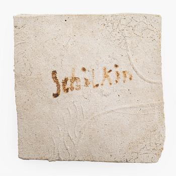 Michael Schilkin, relief, stengods, signerad Schilkin.