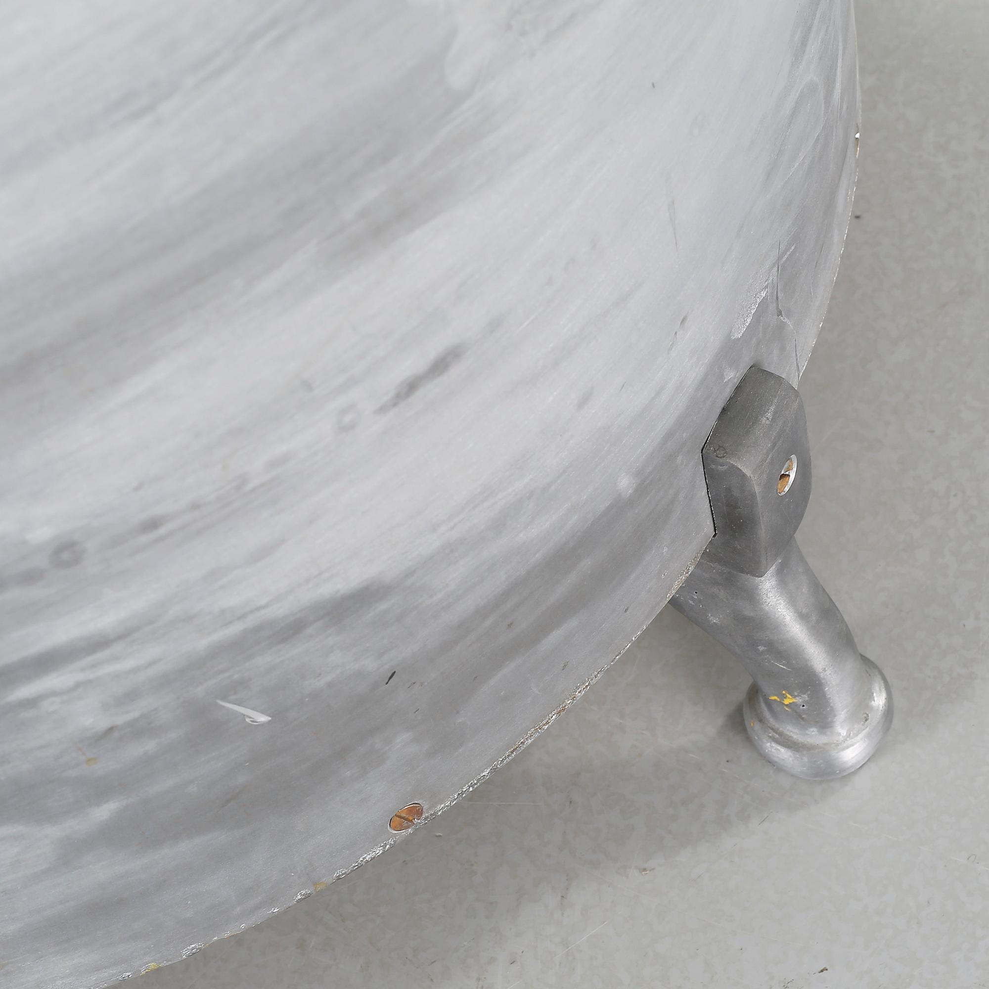 MATS THESELIUS, "Aluminiumfåtöljen", Källemo, modellen formgiven 1990.