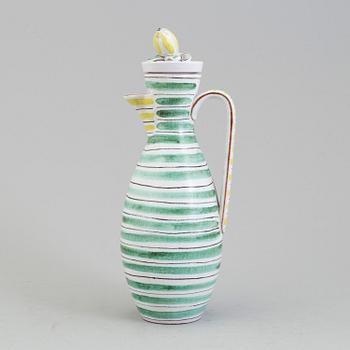 A decanter with a lid, faience ware, Stig Lindberg, Gustavsberg studio 1940´s/50´s.