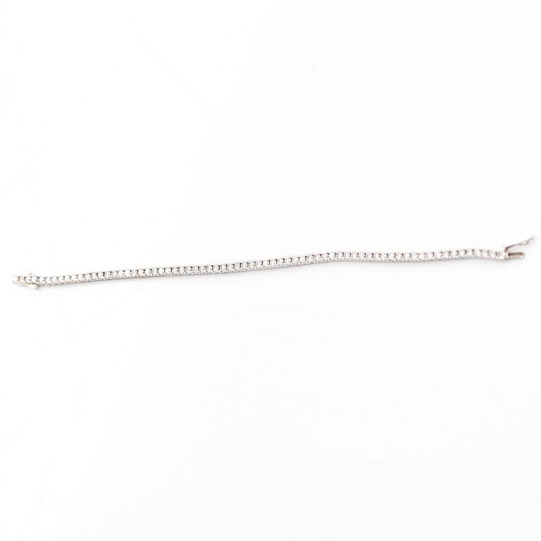 Tennisarmband, 14K vitguld med briljantslipade diamanter tot. ca 3.17 ct.