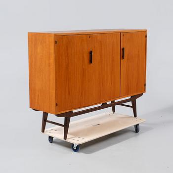 SIDEBOARD, 1900-talets tredje kvartal.