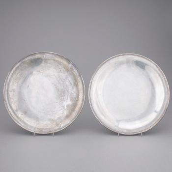 FAT, 2 st, sterlingsilver, 1900-tal. Total vikt ca 1026 gr.