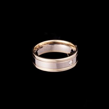 RING, 14K guld, diamant. Vikt ca 5,4 g.