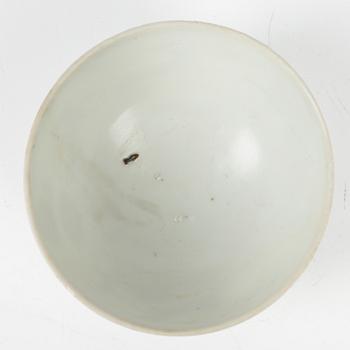 A blue and white porcelain cup, Ming dynasty, Wanli (1572-1620).