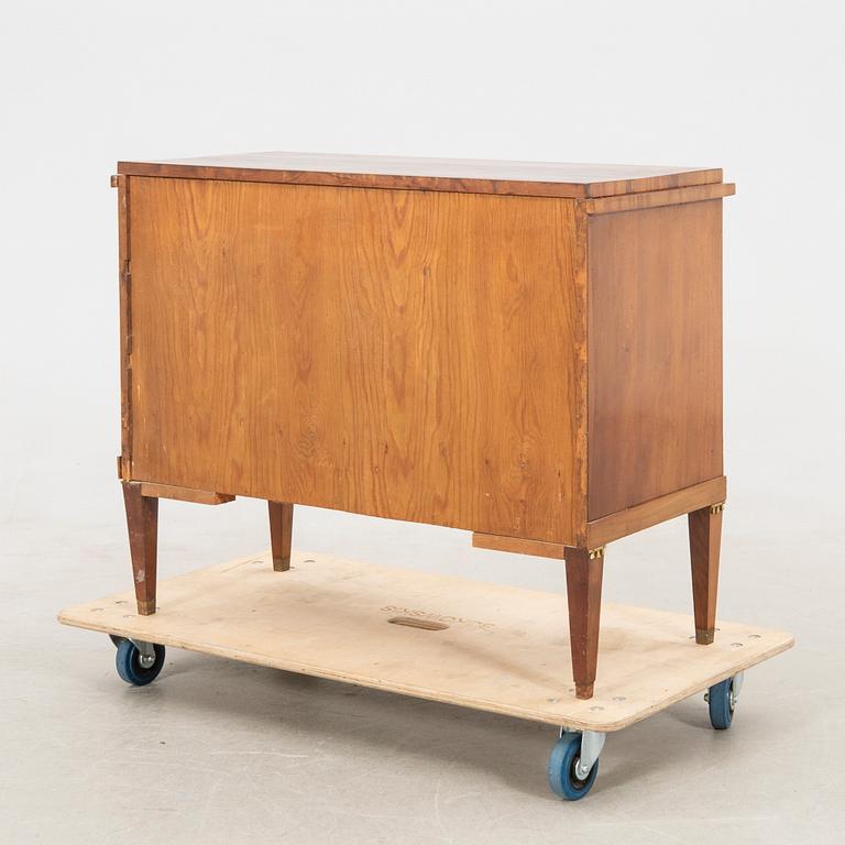 Chest of drawers, Gustavian style 19th century.