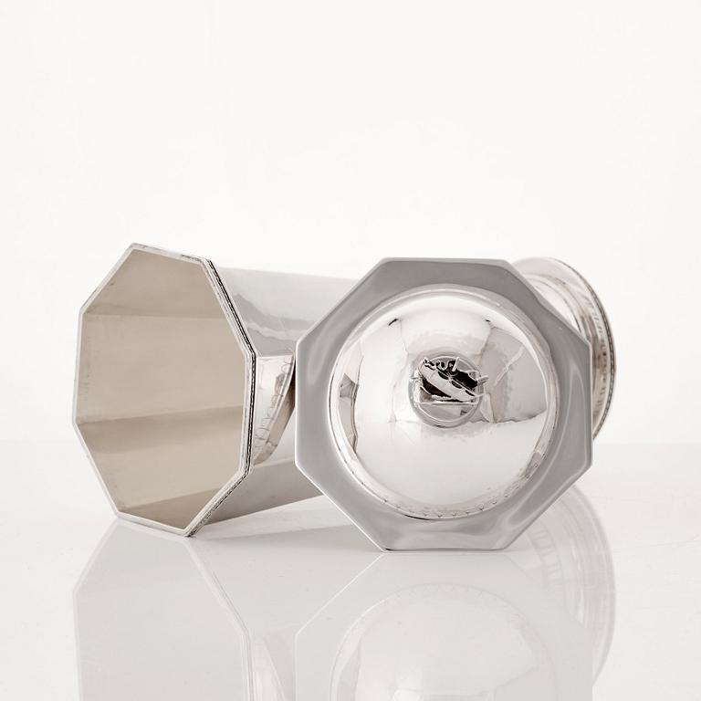 Atelier Borgila, a silver lidded goblet, Stockholm 1932.