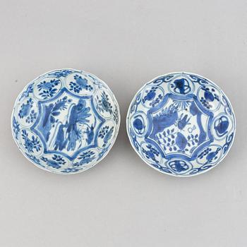 Fat, tre stycken, kraakporslin. Ming dynastin, Wanli (1572-1620).