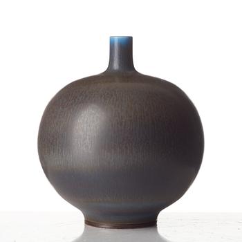 Berndt Friberg, a stoneware vase, Gustavsberg studio, Sweden 1965.