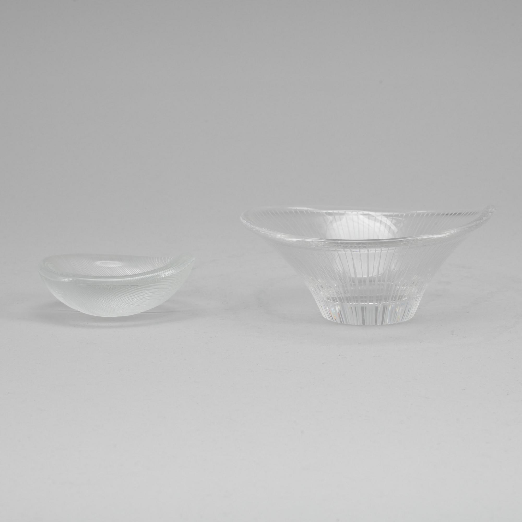 SKÅLAR, 2 st, Tapio Wirkkala, Iittala, Finland, båda daterade 54 respektive 56.