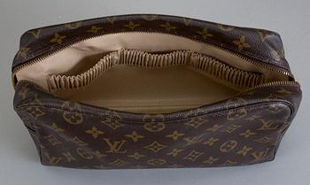 NECESSÄR, "Trousse Toilette 28 ", Louis Vuitton.
