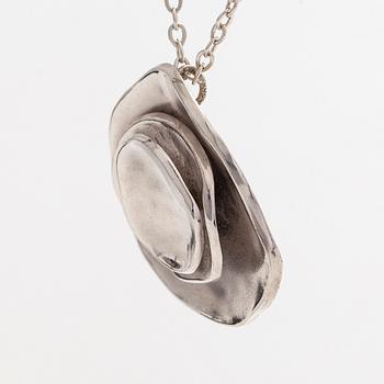 Liisa Vitali, pendant, "Gardenia", silver, Kultakeskus.