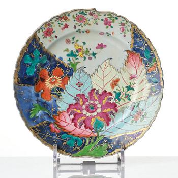 A set of three famille rose 'tobacco leaf' plates, Qing dynasty, Qianlong (1736-95).