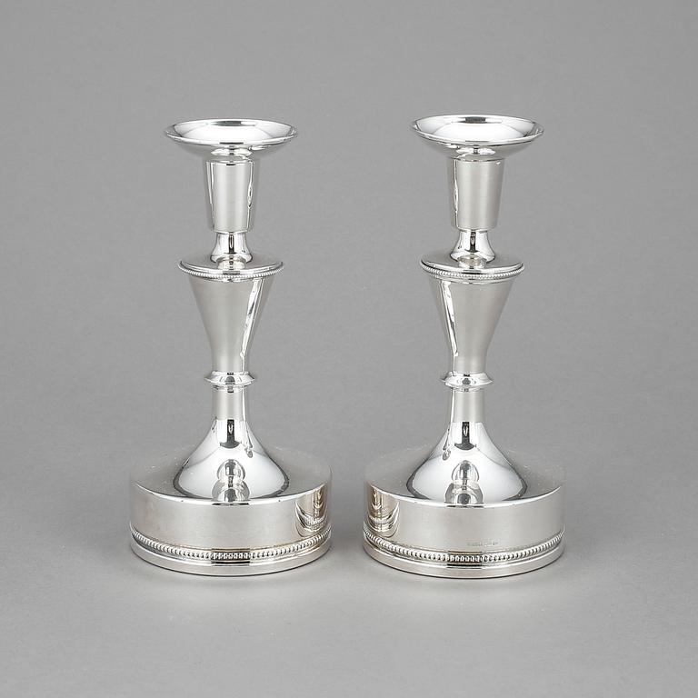 LJUSSTAKAR, ett par, silver, MGAB, Uppsala, 1973.