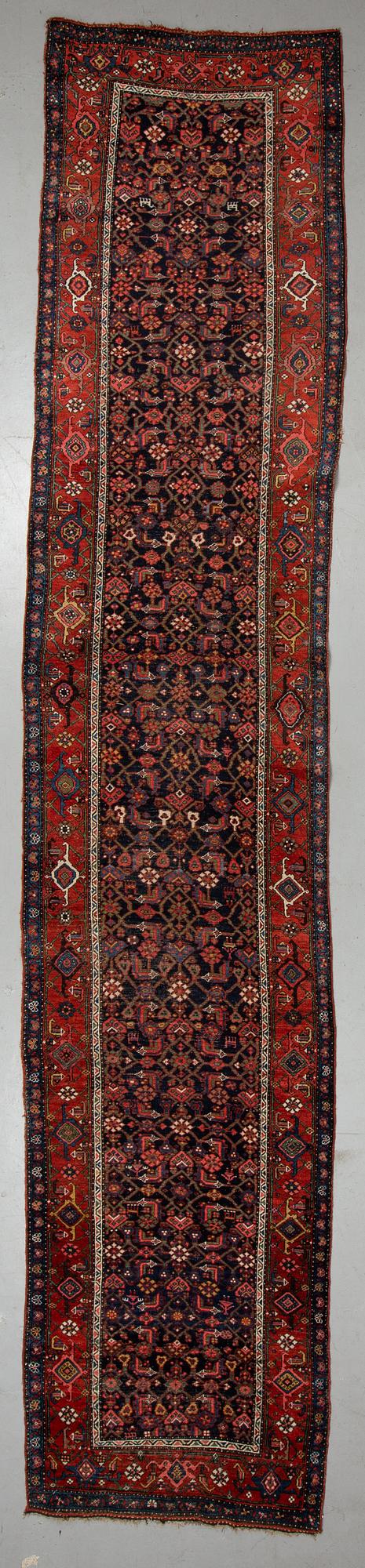 A runner, semi-antique Bidjar, ca 515 x 107 cm.