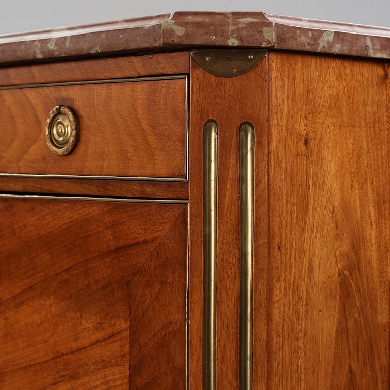 A mahogany-veneered late Gustavian secretaire by A. Scherling (master 1771-1809).