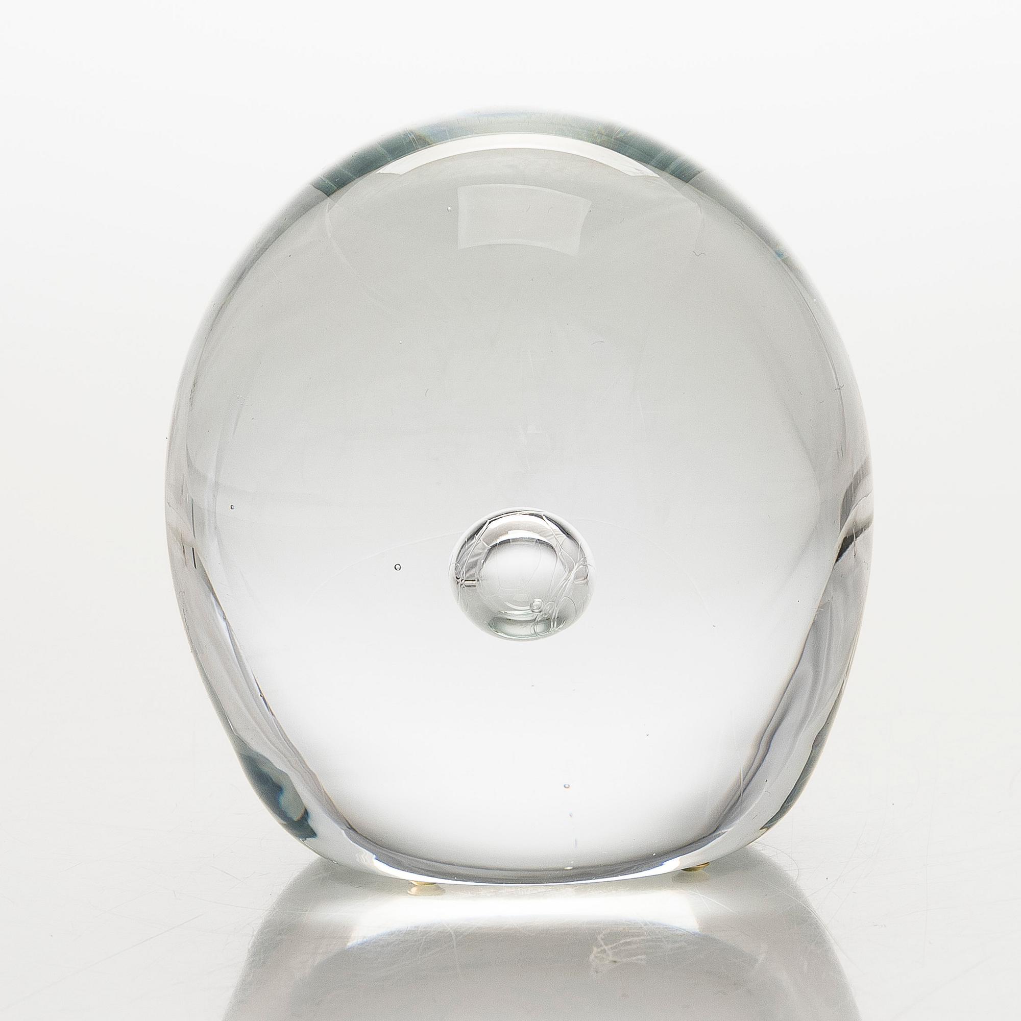 Timo Sarpaneva, an art glass, signed Timo Sarpaneva Iittala.