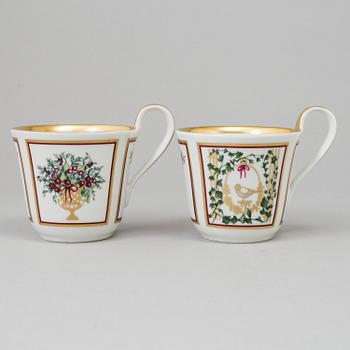 a 12 piece porcelain service "Holiday Collection" By Jette Frölich, Bing & Grondahl.