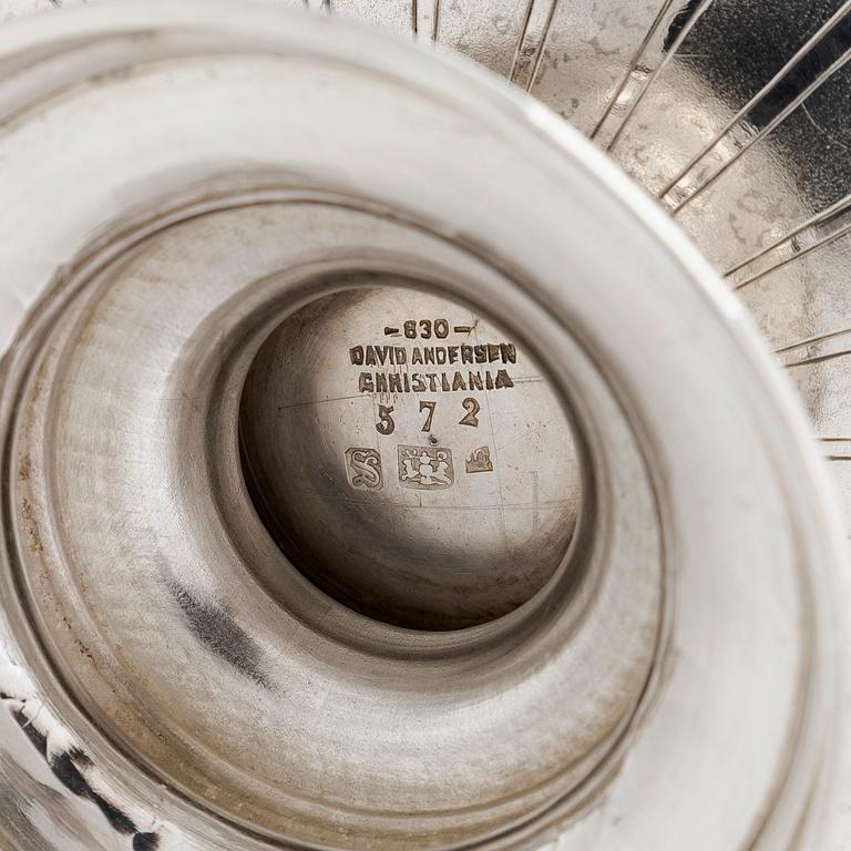 David Andersen, sockerskål och gräddkanna, silver, Kristiania (Oslo), Norge, 1800-talets slut.