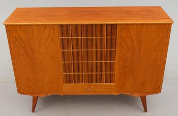 SIDEBOARD, 1900-talets andra hälft.