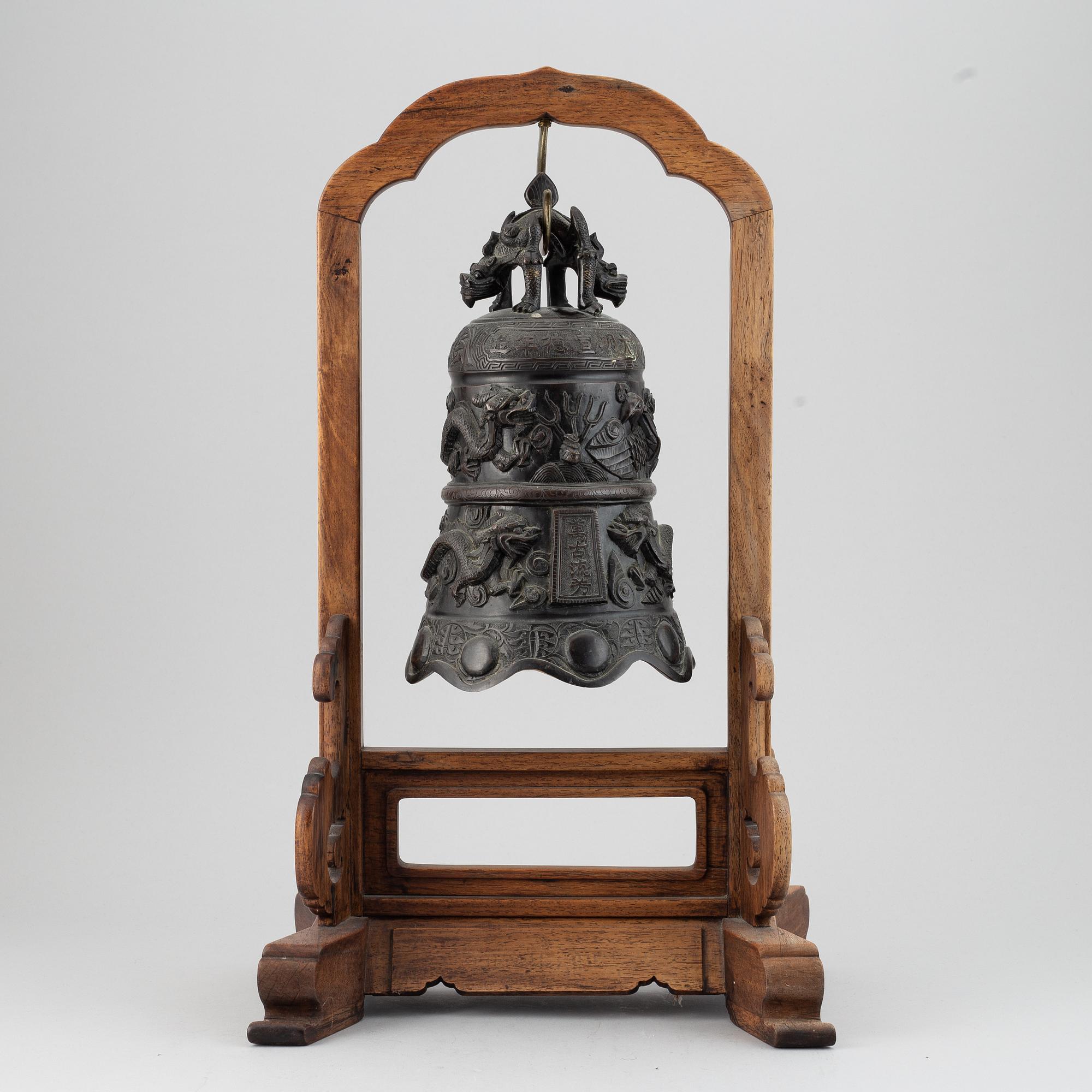 A Chinese bronze bell, early 20th Century.