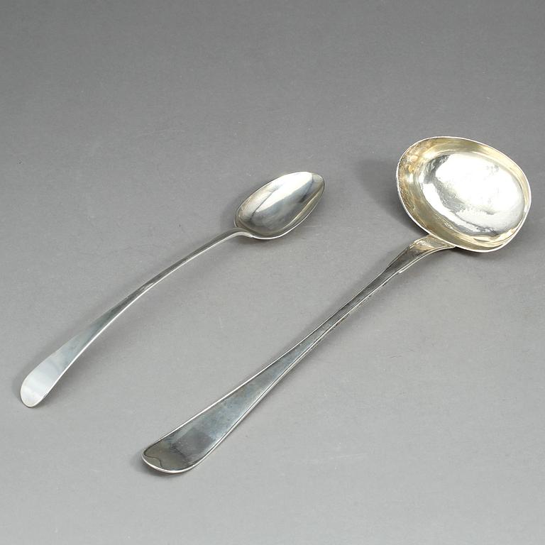 SOPPSLEV OCH RAGUSKED, silver, Johan Abraham Hallard, Stockholm 1794 och Carl Petter Åberg, Arboga 1798. Ca 302 gram.