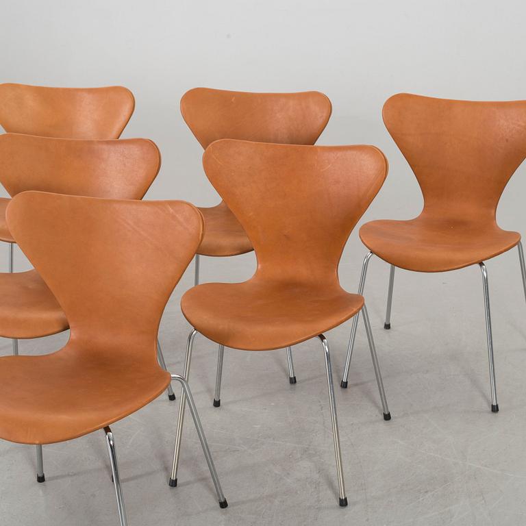 ARNE JACOBSEN, 6 st "SJUAN" för Fritz Hansen.