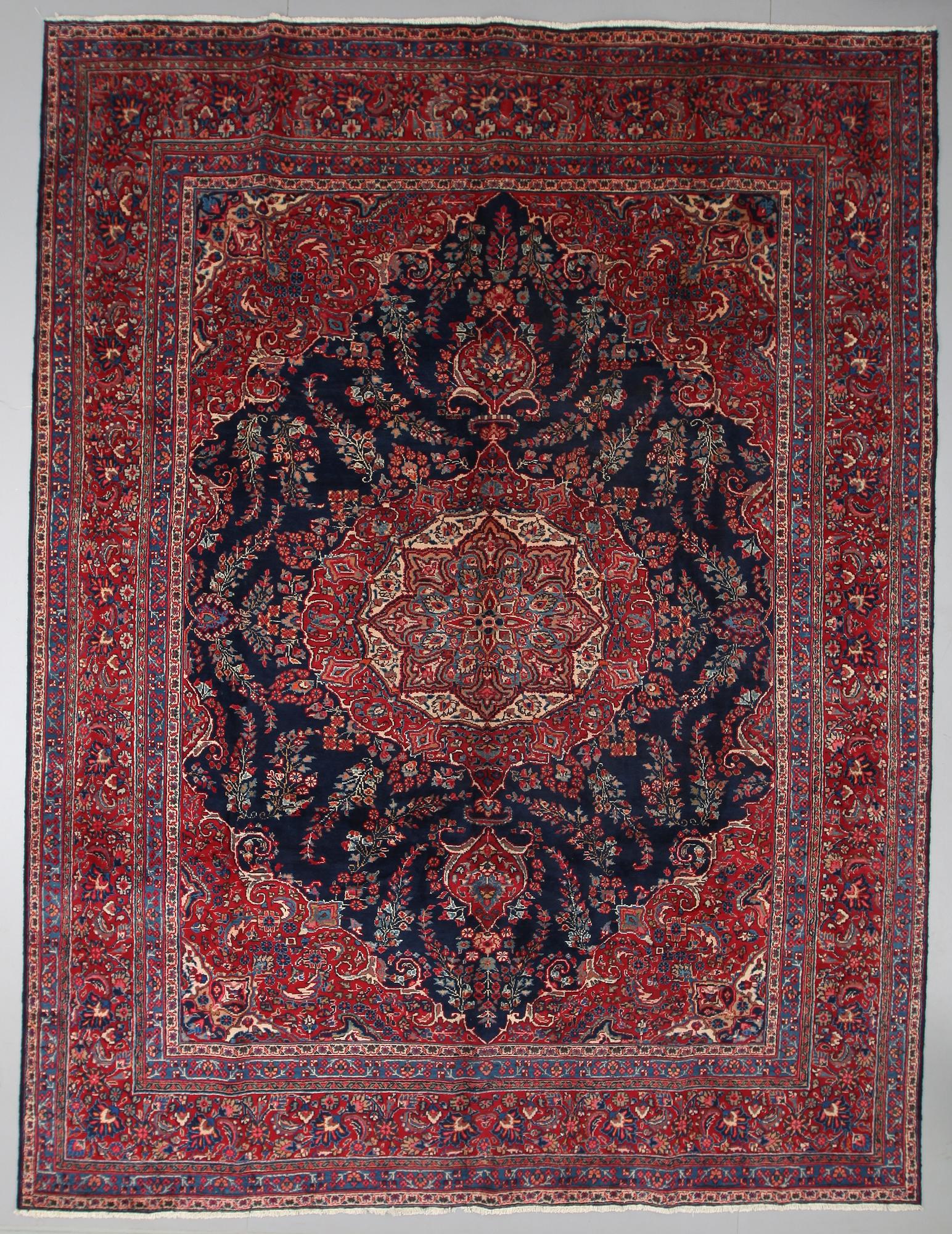 MATTA, Sabzevar, ca 388 x 298 cm.
