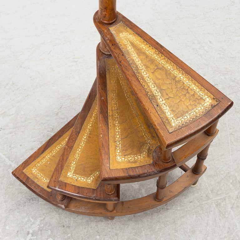 Library ladder, English style, second half of the 20th century.