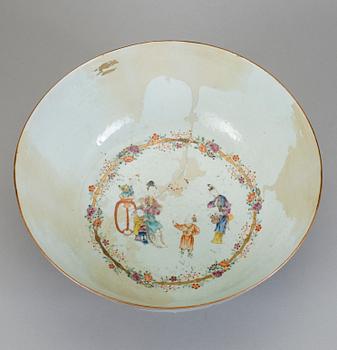 BÅLSKÅL, porslin, Qingdynastin, Qianlong (1736-95).
