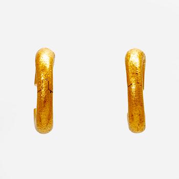 Ole Lynggaard örhängen 18K guld "Love Collection".
