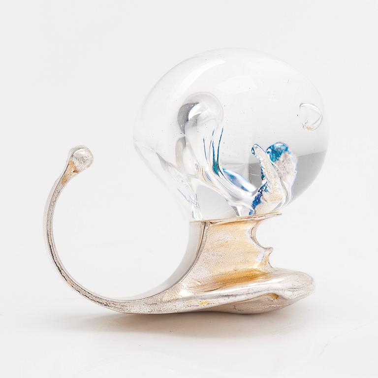 Björn Weckström, Ring "Mannen i kosmos", sterlingsilver och akryl, Lapponia 1970.