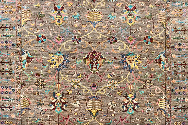 A Ziegler Ariana carpet, c. 287 x 193 cm.