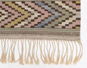 Märta Måås-Fjetterström, a carpet, "Vit botten", flat weave, c 252 x 154 cm, signed AB MMF.