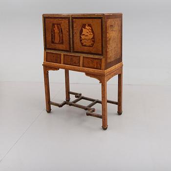 SKÅP, art déco, 1900-talets första hälft.