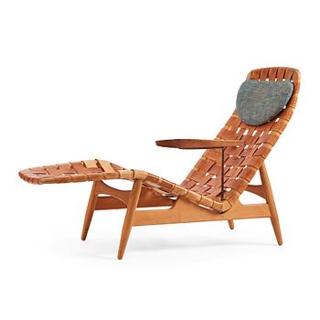 Arne Vodder, a natural brown leather lounge chair, Bovirke, Denmark 1950s.