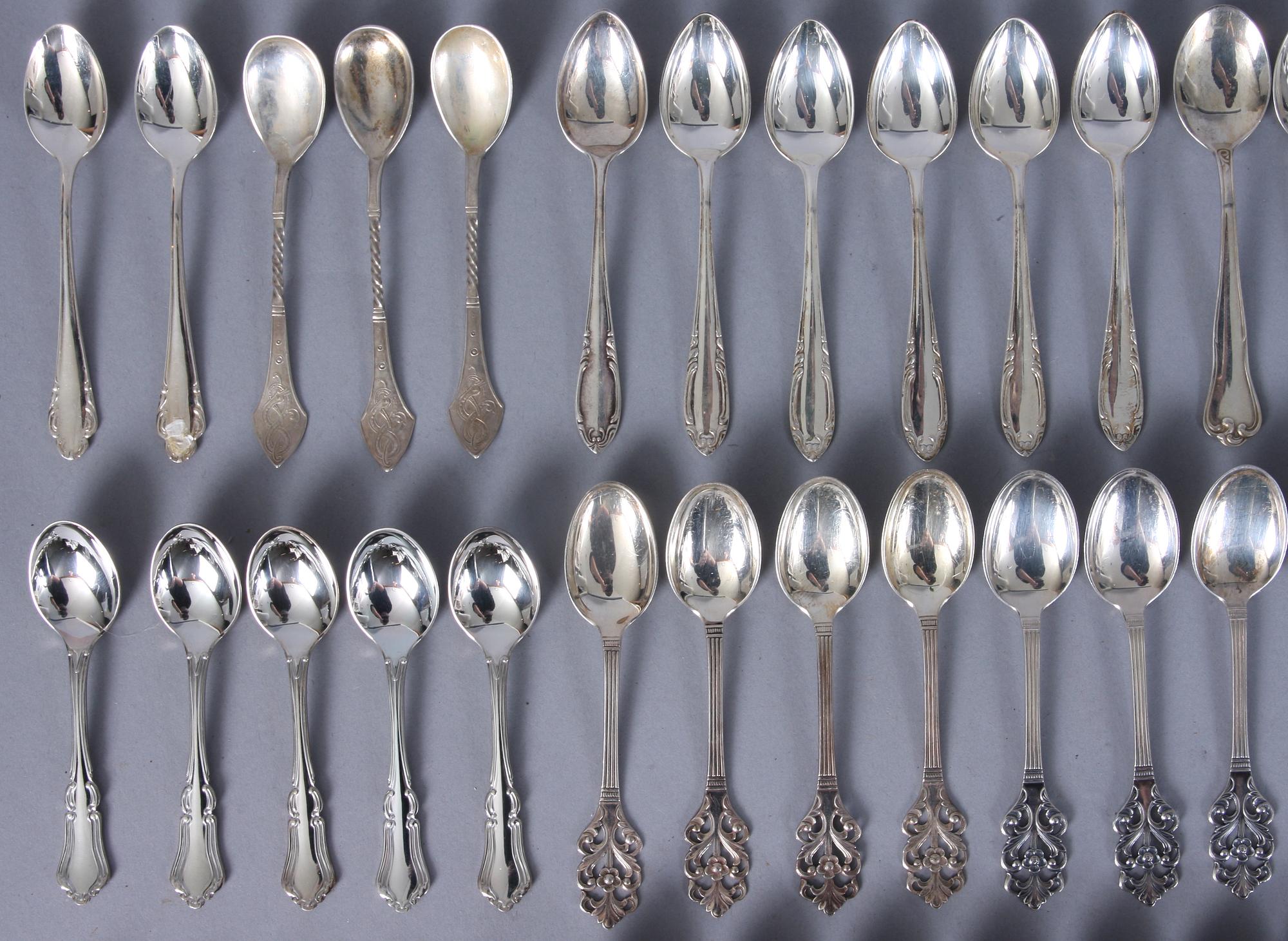PARTI SKEDAR, 128 st, silver, mest Sverige, 1900-tal. Tot vikt 1240 g.