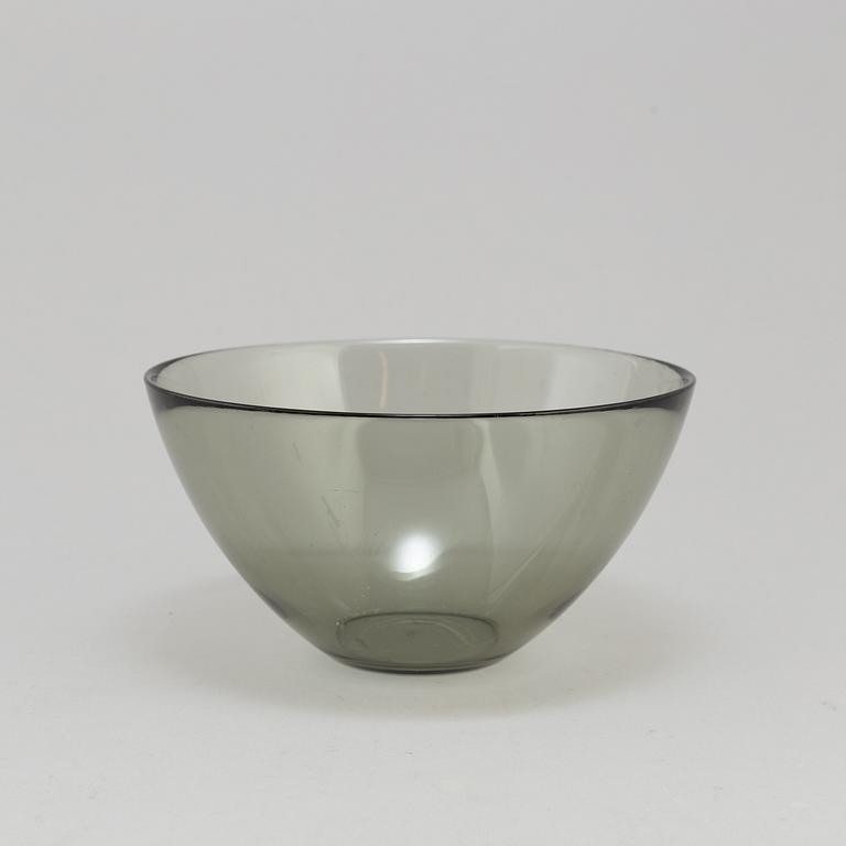 Seven 'Fuga' glass bowls by Sven Palmqvist, Orrefors.