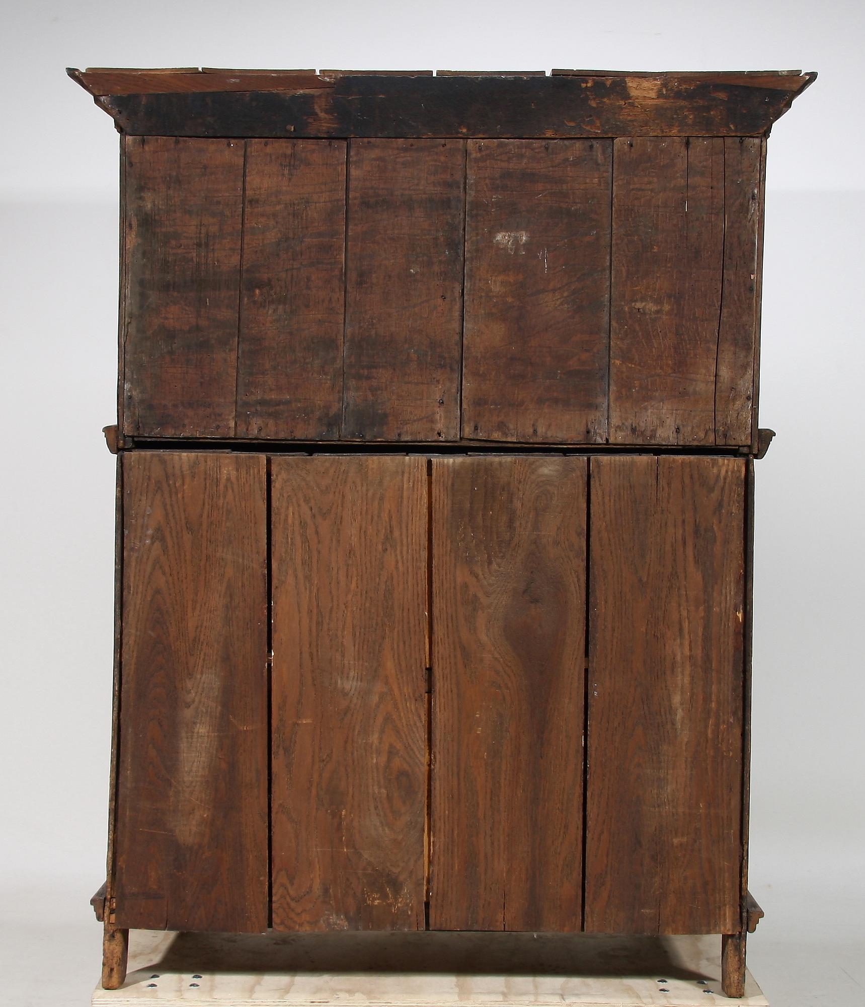 SKÅP, renässansstil, delvis 1700-tal.